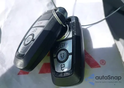 2023 Ford Escape Active z USA, uszkodzony, nr VIN 1FMCU0GN8PUA35645